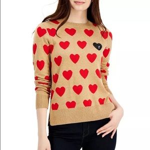 Charter Club
Sequin-Heart Sweater🍎